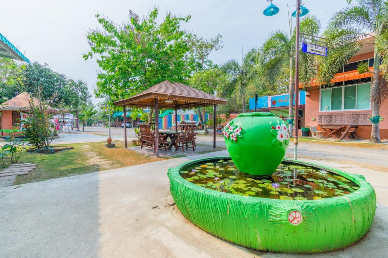 Oyo 712 Baandin Resort Phetchaburi Eksteriør billede
